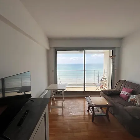 Apartament T2 Face Mer Avec Balcon, Renove, Tv, Lave-linge, Lave-vaisselle Aux Sables D'olonne - Fr-1-197-329 Les Sables-dʼOlonne