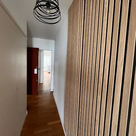 T2 Face Mer Avec Balcon, Renove, Tv, Lave-linge, Lave-vaisselle Aux Sables D'olonne - Fr-1-197-329